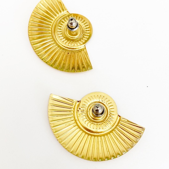 Vintage Jewelry Vintage Gold Fan Shaped Earrings Grey Enamel 98s